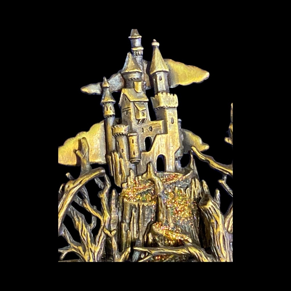 Vintage JJ Fantasy Castle Brooch Gold Tone Mystical Woodland Glitter Path - Picture 6 of 6